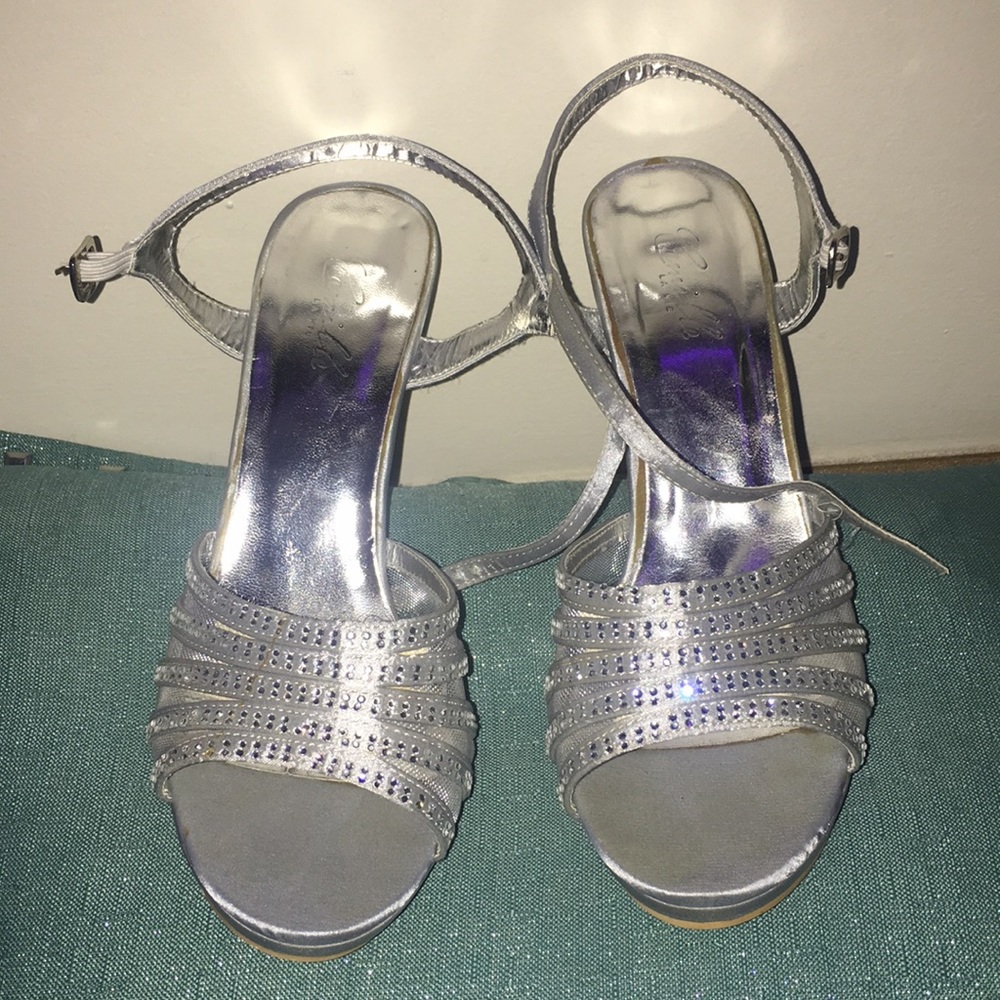 Silver Camille la vie heels